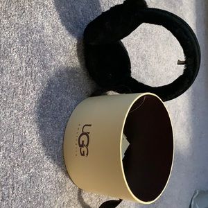 Women’s Ugg Shearling Earmuffs